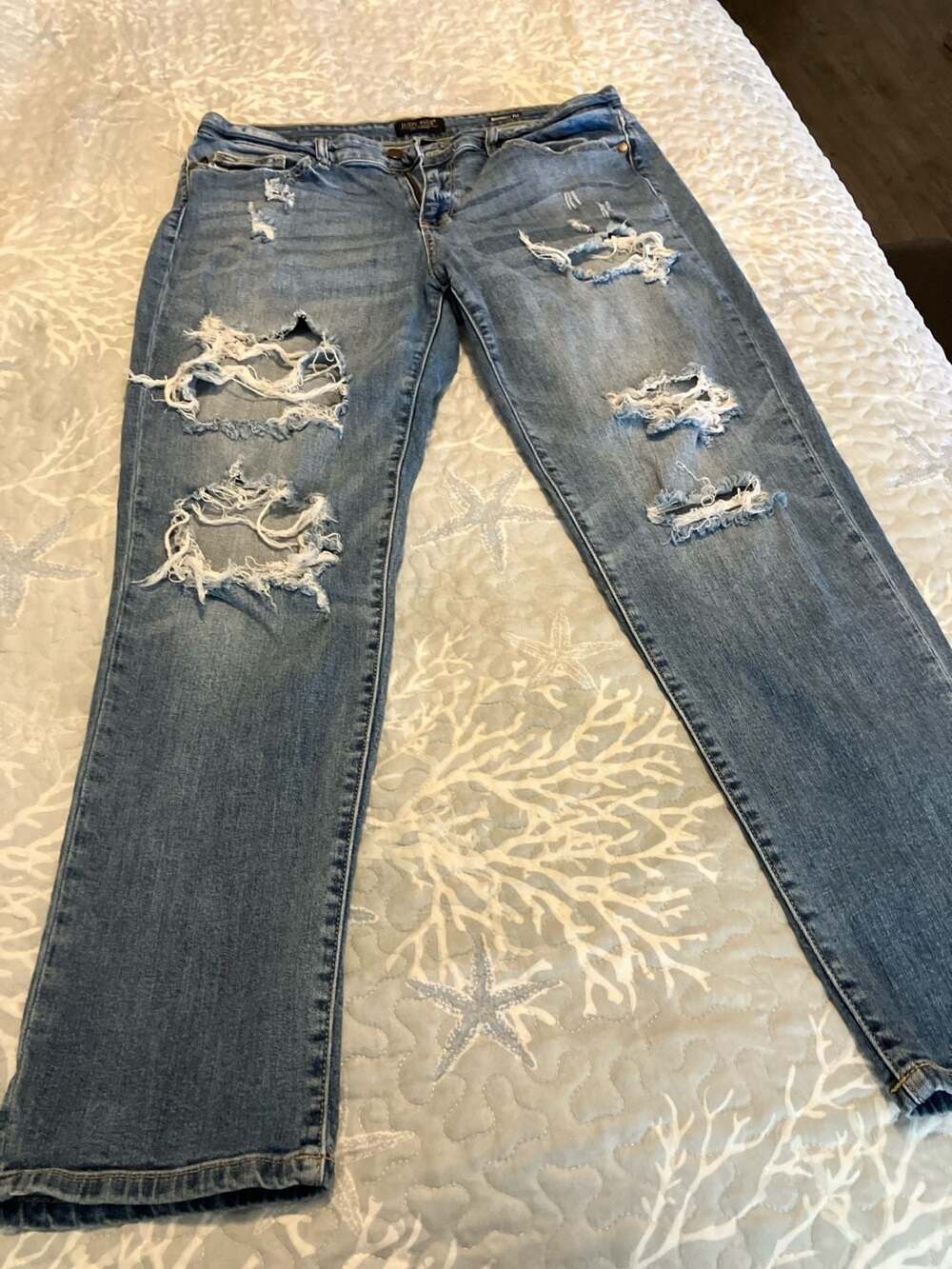 Judy Blue Distressed Boyfriend Fit Jeans